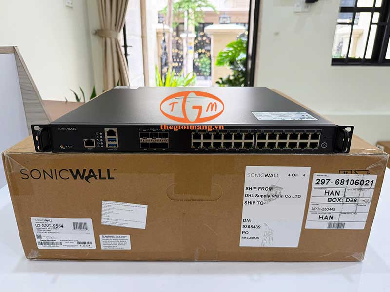 SonicWall NSa 4700 Total Secure - Advanced Edition 1 Year (02-SSC-9564)